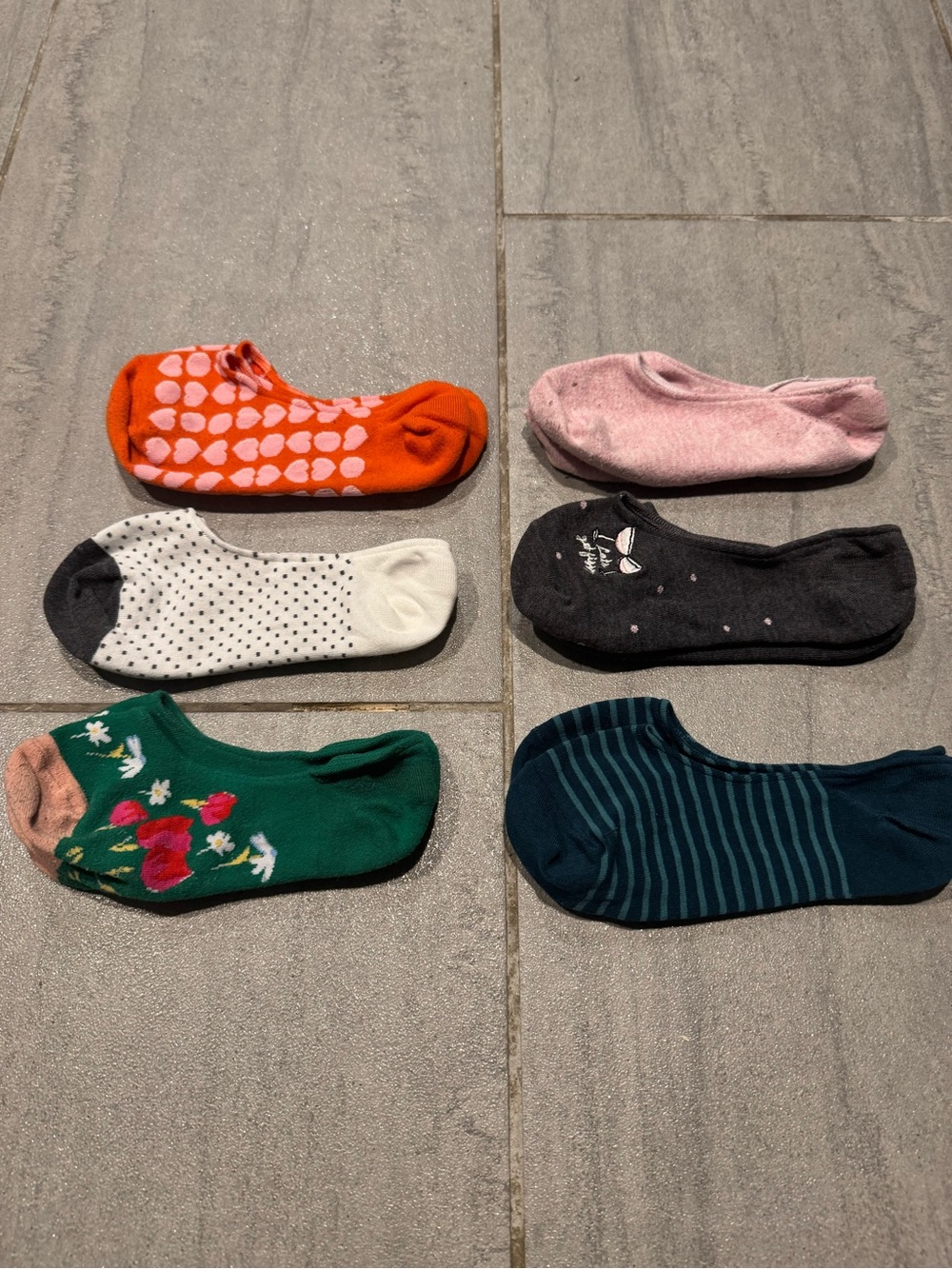 LOFT Bundle of (6) Pairs of Ankle Fun Low Cut Socks Standard Size